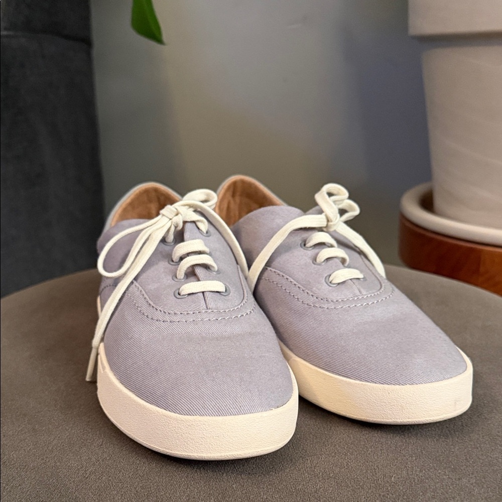 OluKai Kohu Canvas Mist Grey Womens 7.5 Sneakers - Picture 1 of 8